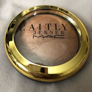 Mac Caitlyn Jenner limited edition